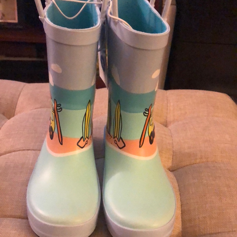 Kids rain boots